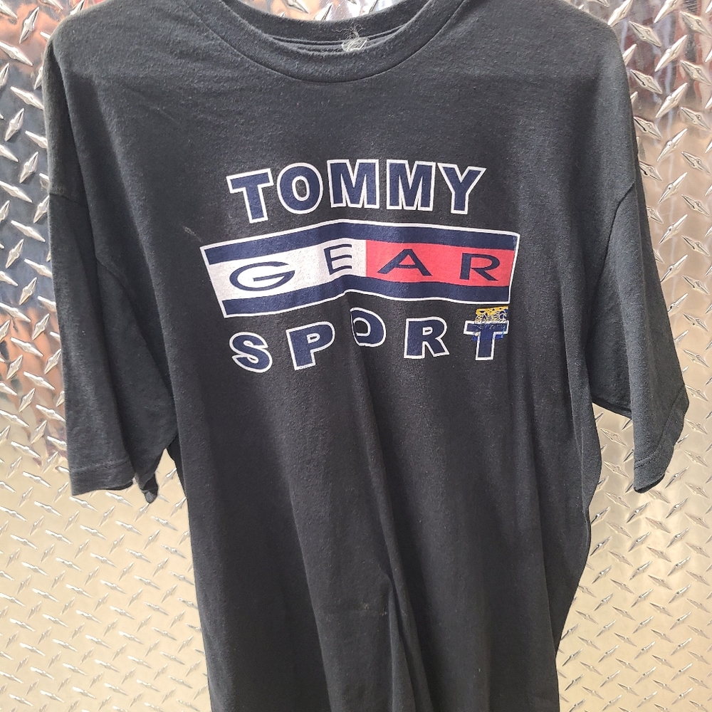 Vintage BOOTLEG Tommy Hilfiger shirt
